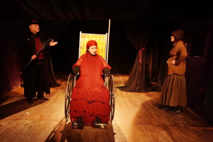 La obra teatral «Quemarlo todo» se presenta en Teatro la Escalera